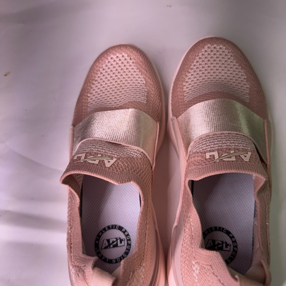 Used APL Women's Pink Slip-On Sneakers women’s 6.5 - Picture 4 of 6